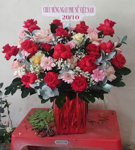 HOA CHÚC MỪNG - HCM005